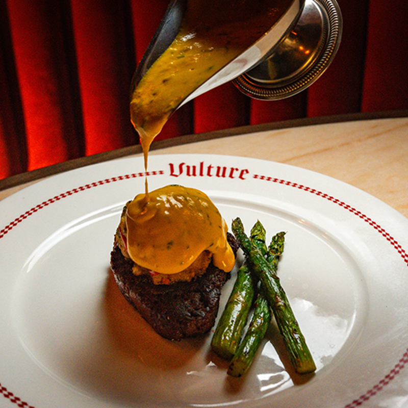 https://cms.beyondmeat.com/graphql/assets/Vulture Steak Filet?access_token=ef24aff5-821d-3250-5fe8-74a46017c003